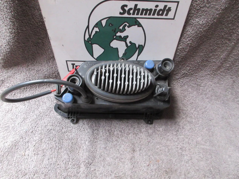 Scania 2552709 MISTLAMP SCANIA MODEL 2021 RECHTS R 410 - Противотуманная фара для Грузовиков: фото 4 Scania 2552709 MISTLAMP SCANIA MODEL 2021 RECHTS R 410 - Противотуманная фара для Грузовиков: фото 4