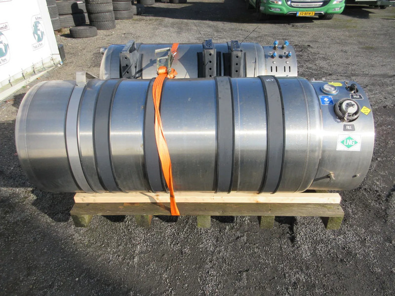 Scania 2859387 // 2782051 // 2859386 // 2782050 LNG TANKS SCANIA R 410 NGS 2021 - Топливный бак для Грузовиков: фото 2 Scania 2859387 // 2782051 // 2859386 // 2782050 LNG TANKS SCANIA R 410 NGS 2021 - Топливный бак для Грузовиков: фото 2