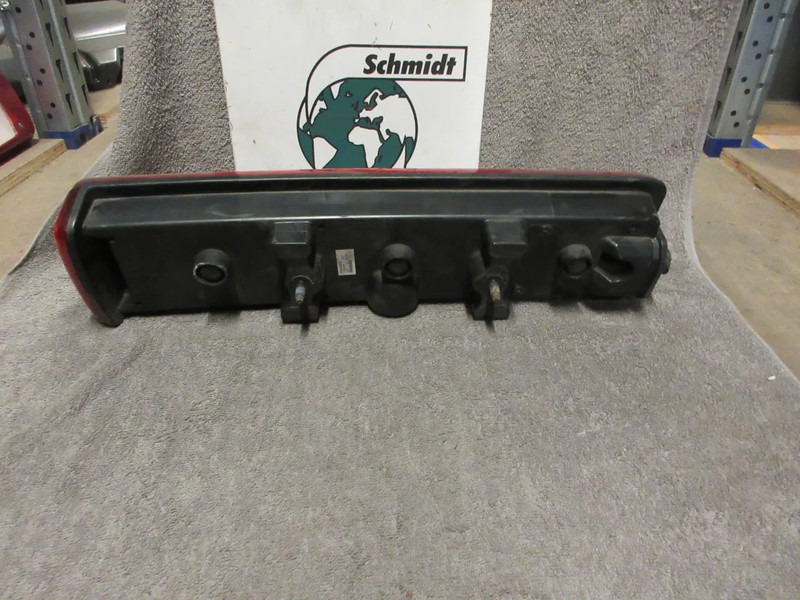 Volvo 82849925 LED ACHTERLAMP RECHTS EURO 6 MODEL 2020 - Задний фонарь для Грузовиков: фото 3 Volvo 82849925 LED ACHTERLAMP RECHTS EURO 6 MODEL 2020 - Задний фонарь для Грузовиков: фото 3