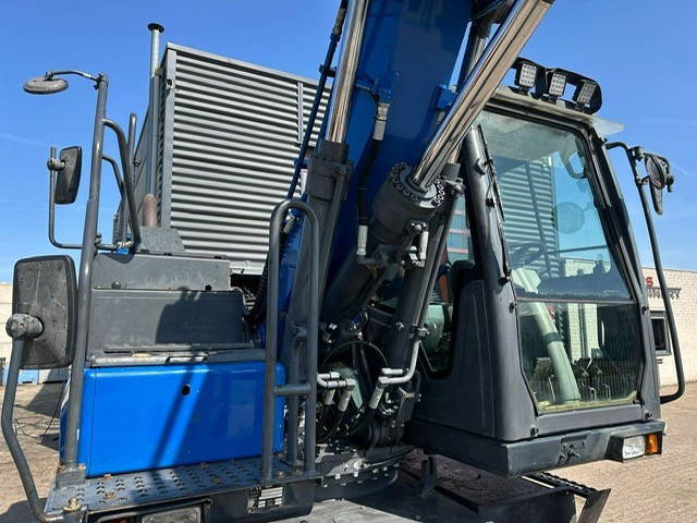 Doosan DX170W - Колёсный экскаватор: фото 4 Doosan DX170W - Колёсный экскаватор: фото 4