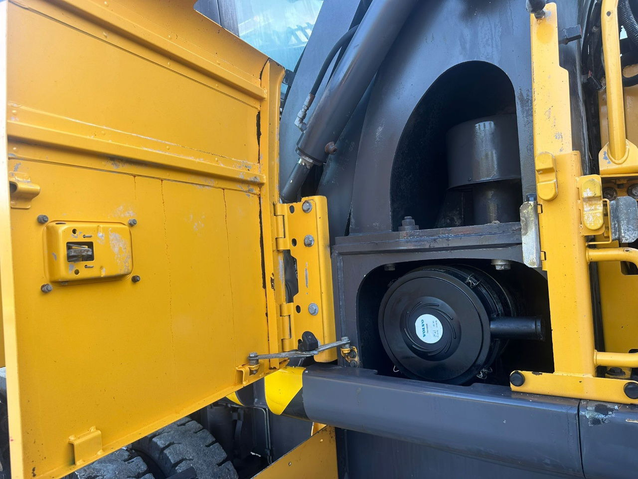 Volvo EW210D MH - Перегружатель: фото 2 Volvo EW210D MH - Перегружатель: фото 2