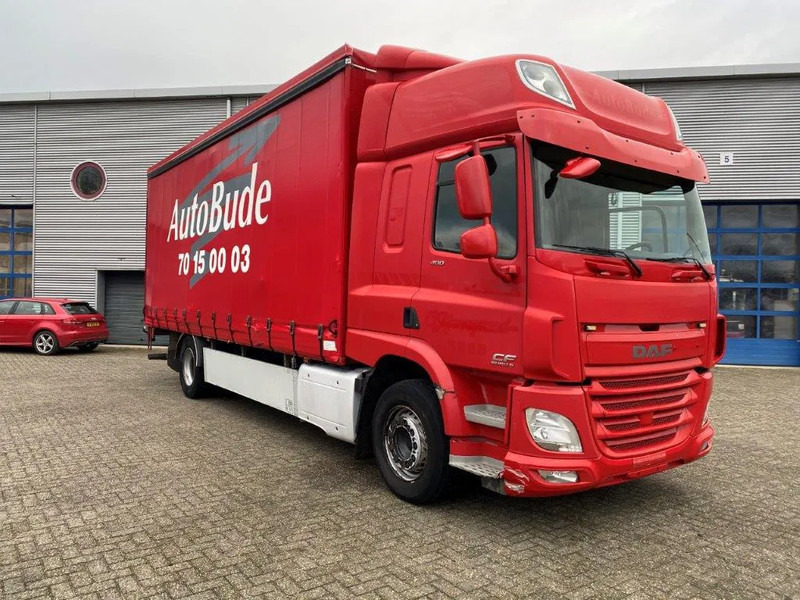 DAF CF400 / CURTAIN SAILS / BIG PLATFORM 2500 KG / DEB / NAVI / FULL-AIR / LWDS / ACC / AUTOMATIC / EURO-6 / 2015 - Грузовик с закрытым кузовом: фото 2 DAF CF400 / CURTAIN SAILS / BIG PLATFORM 2500 KG / DEB / NAVI / FULL-AIR / LWDS / ACC / AUTOMATIC / EURO-6 / 2015 - Грузовик с закрытым кузовом: фото 2