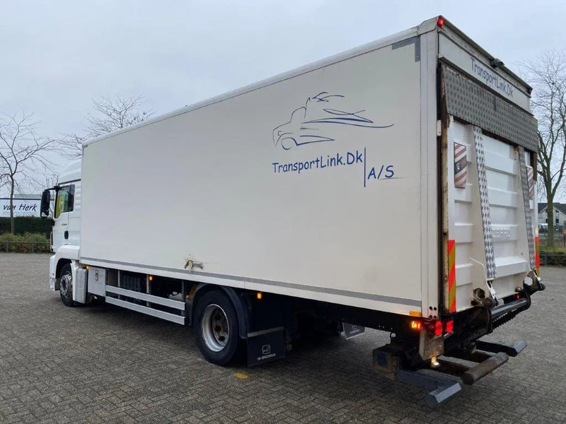 MAN TGS18.360 / HEATED BOX / FULL-AIR / PLATFORM / ONLY:392217 KM / MANUAL / EURO-4 / 2008 - Грузовик с закрытым кузовом: фото 3 MAN TGS18.360 / HEATED BOX / FULL-AIR / PLATFORM / ONLY:392217 KM / MANUAL / EURO-4 / 2008 - Грузовик с закрытым кузовом: фото 3