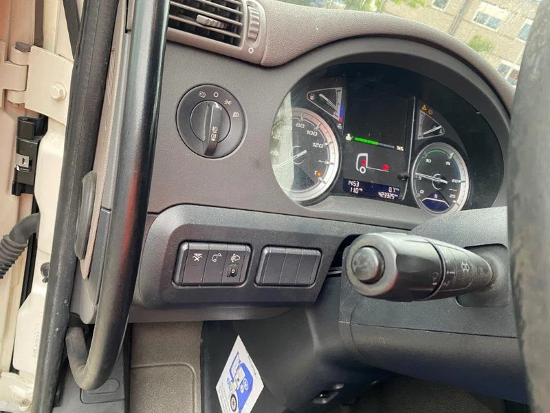 Тягач DAF CF450 / ADR / INTARDER / LWDS / ONLY:423325 KM / PARKCOOL / AUTOMATIC / EURO-6 / 2018: фото 11 Тягач DAF CF450 / ADR / INTARDER / LWDS / ONLY:423325 KM / PARKCOOL / AUTOMATIC / EURO-6 / 2018: фото 11