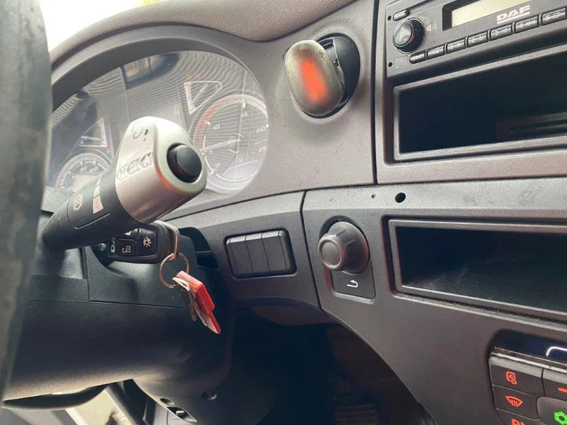 Тягач DAF CF450 / ADR / INTARDER / LWDS / ONLY:423325 KM / PARKCOOL / AUTOMATIC / EURO-6 / 2018: фото 12 Тягач DAF CF450 / ADR / INTARDER / LWDS / ONLY:423325 KM / PARKCOOL / AUTOMATIC / EURO-6 / 2018: фото 12