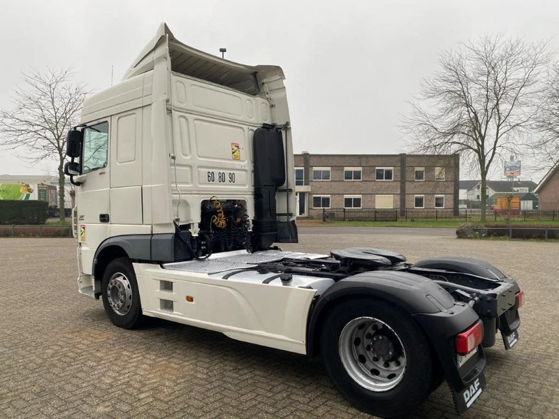 DAF XF106-460 / AUTOMATIC / DEB / PARKCOOL / AIRCO / EURO-6 / 2015 - Тягач: фото 3 DAF XF106-460 / AUTOMATIC / DEB / PARKCOOL / AIRCO / EURO-6 / 2015 - Тягач: фото 3