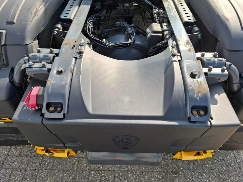 Тягач Scania NGS G340 / RETARDER / ONLY:541696 KM / TUV:01-03-2026 / CLEAN NL TRUCK / LWDS / LNG / AUTOMATIC / EURO-6 / 2019: фото 9