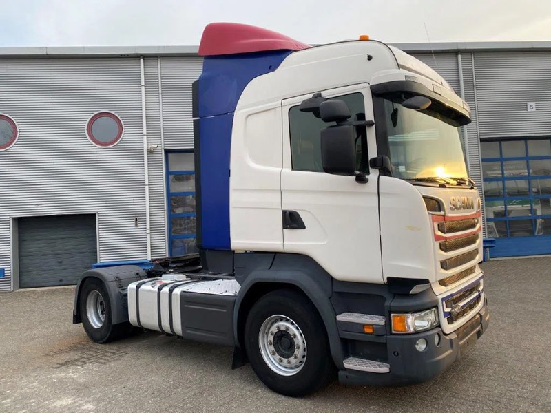 Scania R520 / RETARDER / DOUBLE TANK / AUTOMATIC / PARK-COOL / EURO-6 / 2015 - Тягач: фото 2 Scania R520 / RETARDER / DOUBLE TANK / AUTOMATIC / PARK-COOL / EURO-6 / 2015 - Тягач: фото 2