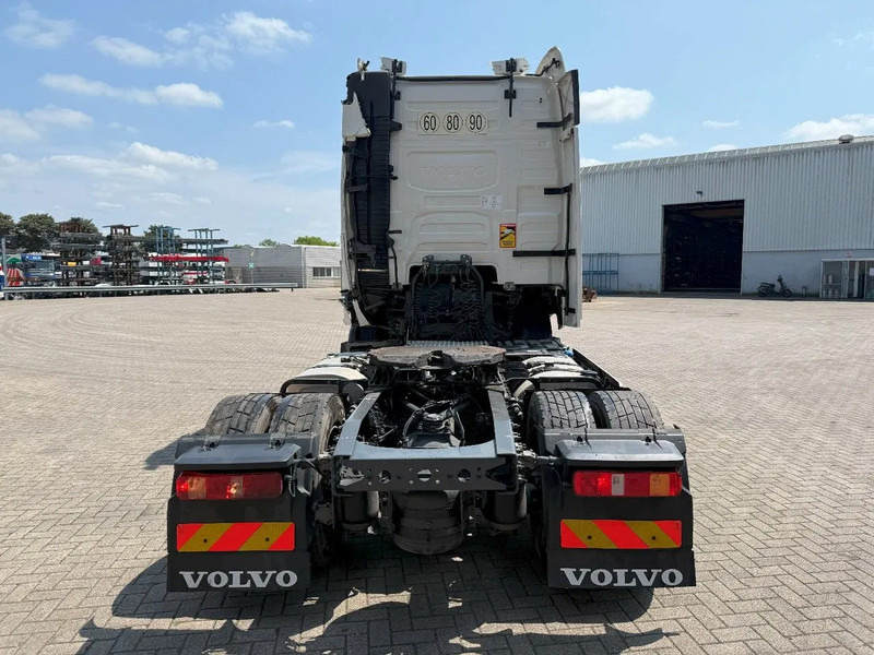 Volvo FH5-500 / ENGINE RUNNING / TURBO COMPOUND / ONLY:434243 KM / VEB+ / PARKCOOL / DOUBLE TANK / EURO-6 / 2021 - Тягач: фото 4 Volvo FH5-500 / ENGINE RUNNING / TURBO COMPOUND / ONLY:434243 KM / VEB+ / PARKCOOL / DOUBLE TANK / EURO-6 / 2021 - Тягач: фото 4