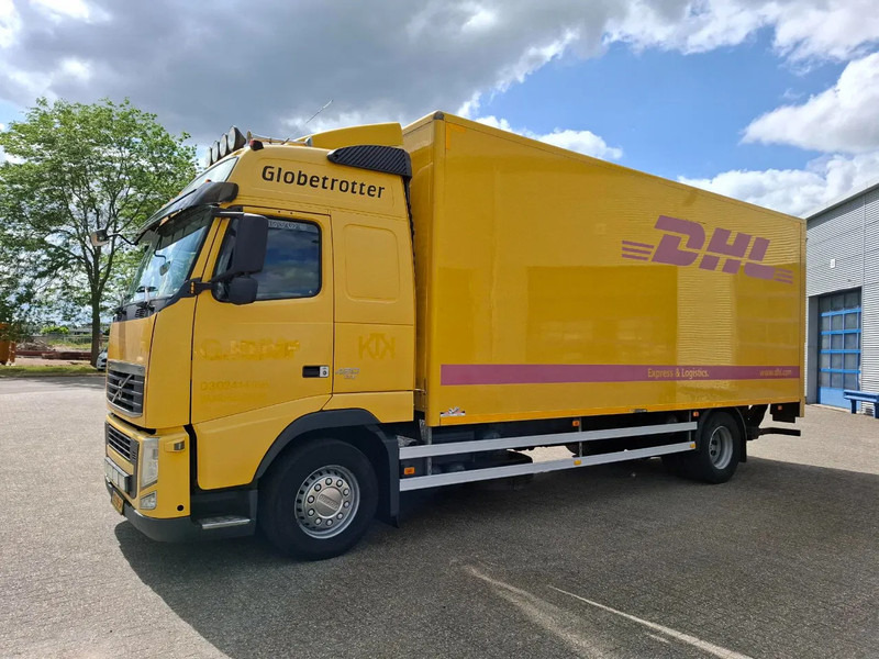 Volvo FH13-420 / NL TRUCK / PLATFORM 2000KG / AIRCO / FRIDGE / AUTOMATIC / EURO-5 / 2010 - Грузовик с закрытым кузовом: фото 1 Volvo FH13-420 / NL TRUCK / PLATFORM 2000KG / AIRCO / FRIDGE / AUTOMATIC / EURO-5 / 2010 - Грузовик с закрытым кузовом: фото 1