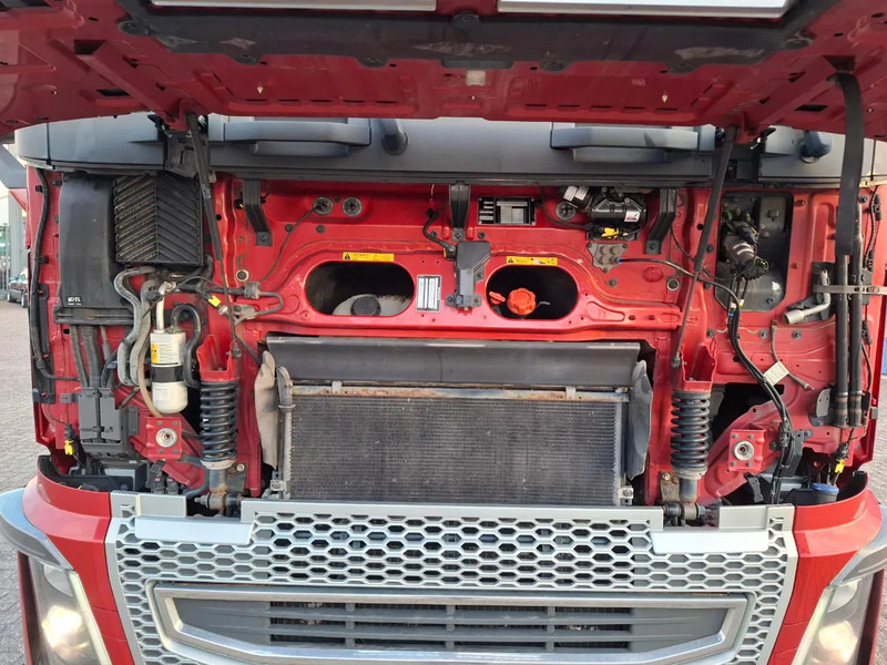 Volvo FH16-750 / BIG AXLE / VEB+ / ONLY:679711 KM / TECHNICAL 70TON / 9TON FRONT AXLE / INLINER / FULL-AIR / AUTOMATIC / EURO-6 / 2018 в лизинг Volvo FH16-750 / BIG AXLE / VEB+ / ONLY:679711 KM / TECHNICAL 70TON / 9TON FRONT AXLE / INLINER / FULL-AIR / AUTOMATIC / EURO-6 / 2018: фото 7