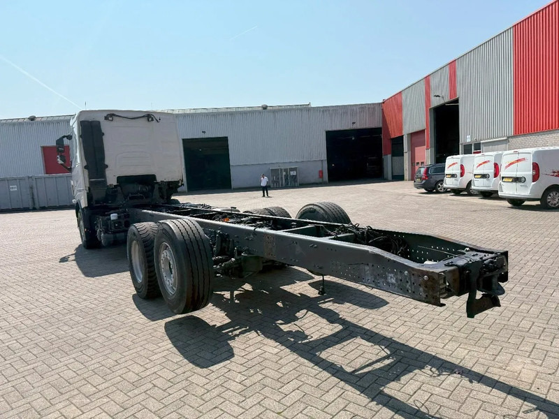 Volvo FH4-540 / ENGINE RUNNING / RETARDER / LIFT+LENKACHSE / FULL-AIR / ONLY:546472 KM / VEB+ / LWDS / AUTOMATIC / EURO-6 / 2016 - Грузовик-шасси: фото 3 Volvo FH4-540 / ENGINE RUNNING / RETARDER / LIFT+LENKACHSE / FULL-AIR / ONLY:546472 KM / VEB+ / LWDS / AUTOMATIC / EURO-6 / 2016 - Грузовик-шасси: фото 3
