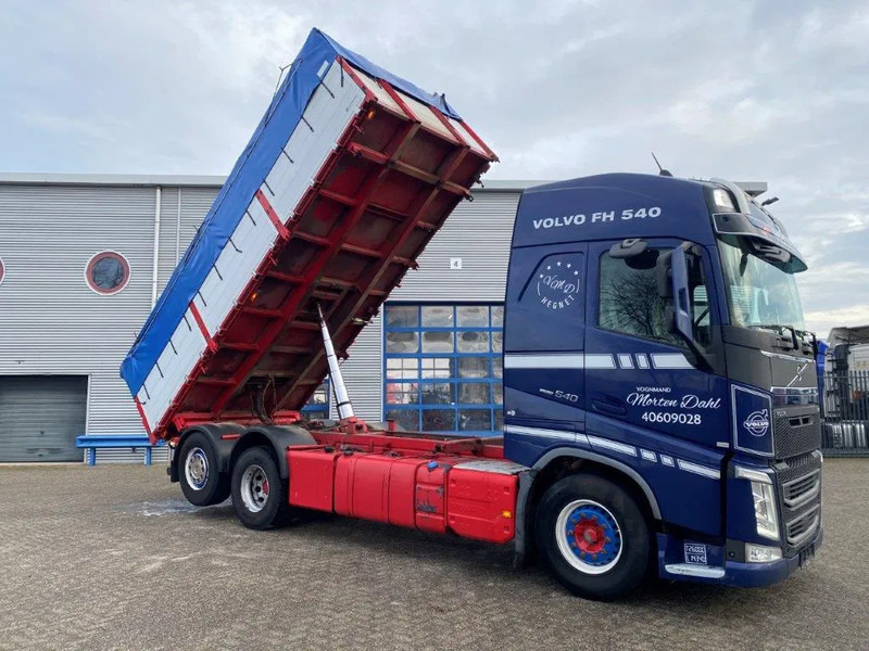 Volvo FH4-540 / VEB+ / ACC / LWDS / 3SIDE TIPPER / DYNAMIC STEERING / LEATHER / FULL-AIR / AUTOMATIC / EURO-6 / 2017 - Самосвал: фото 4 Volvo FH4-540 / VEB+ / ACC / LWDS / 3SIDE TIPPER / DYNAMIC STEERING / LEATHER / FULL-AIR / AUTOMATIC / EURO-6 / 2017 - Самосвал: фото 4