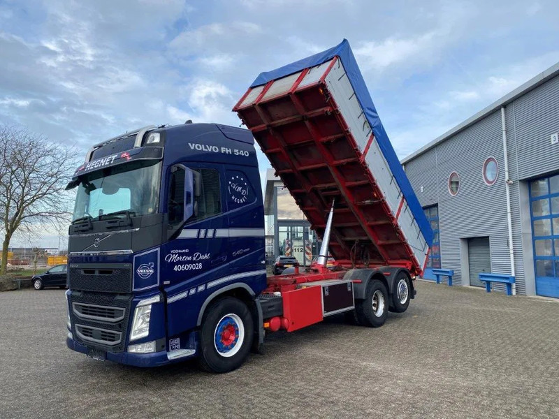 Volvo FH4-540 / VEB+ / ACC / LWDS / 3SIDE TIPPER / DYNAMIC STEERING / LEATHER / FULL-AIR / AUTOMATIC / EURO-6 / 2017 - Самосвал: фото 1 Volvo FH4-540 / VEB+ / ACC / LWDS / 3SIDE TIPPER / DYNAMIC STEERING / LEATHER / FULL-AIR / AUTOMATIC / EURO-6 / 2017 - Самосвал: фото 1