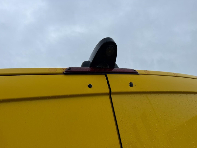 Цельнометаллический фургон Mercedes-Benz 319 L2/H1 BF3 Begleit-/Convooi-/Begleiding-/Camper: фото 15 Цельнометаллический фургон Mercedes-Benz 319 L2/H1 BF3 Begleit-/Convooi-/Begleiding-/Camper: фото 15