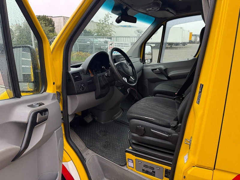 Цельнометаллический фургон Mercedes-Benz 319 L2/H1 BF3 Begleit-/Convooi-/Begleiding-/Camper: фото 20 Цельнометаллический фургон Mercedes-Benz 319 L2/H1 BF3 Begleit-/Convooi-/Begleiding-/Camper: фото 20