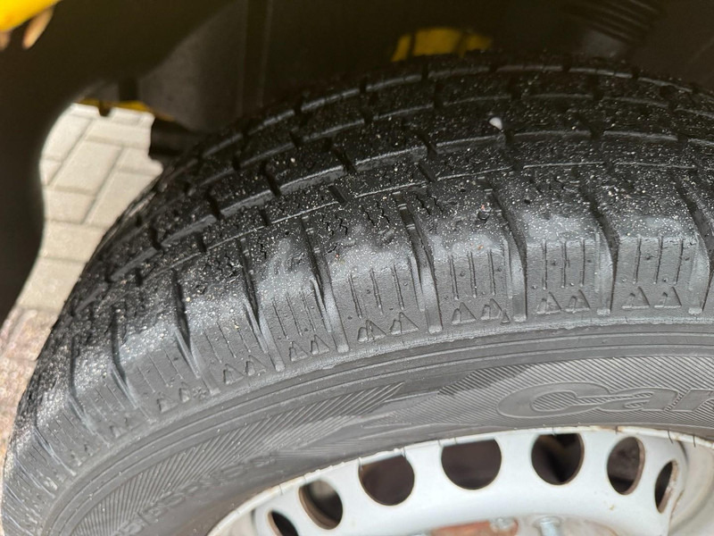 Цельнометаллический фургон Mercedes-Benz 319 L2/H1 BF3 Begleit-/Convooi-/Begleiding-/Camper: фото 18 Цельнометаллический фургон Mercedes-Benz 319 L2/H1 BF3 Begleit-/Convooi-/Begleiding-/Camper: фото 18