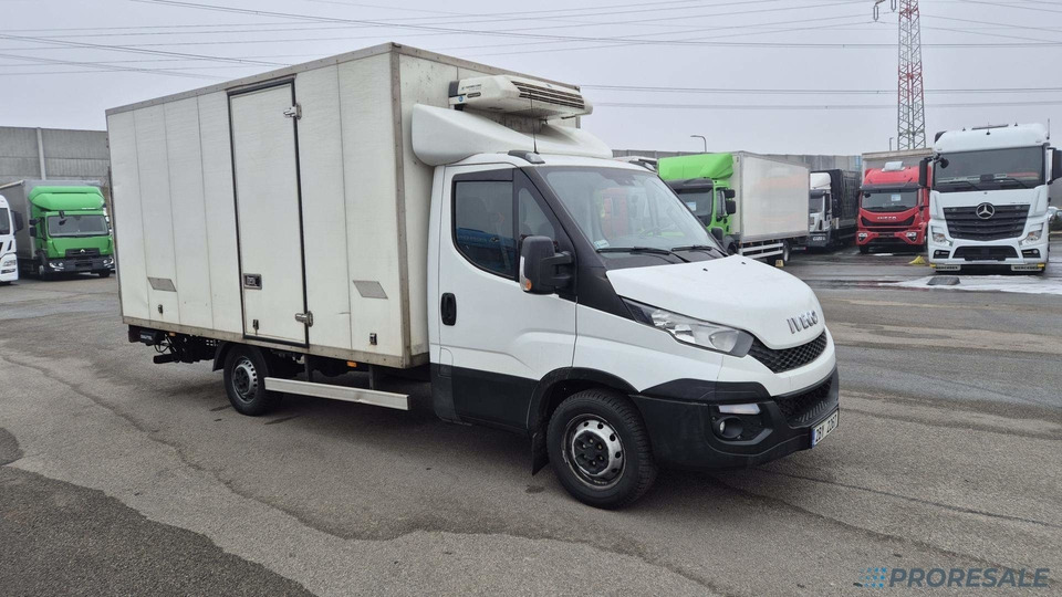 IVECO DAILY 35S11 - mrazírna + elektro agregát THERMO KING V-300 Max + zvedací čelo 750 kg - Малотоннажный рефрижератор: фото 1 IVECO DAILY 35S11 - mrazírna + elektro agregát THERMO KING V-300 Max + zvedací čelo 750 kg - Малотоннажный рефрижератор: фото 1