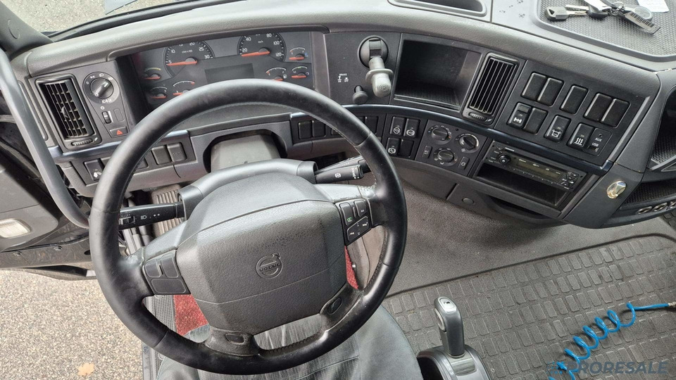 VOLVO FH 13.500 42T EURO 5/EEV - Тягач: фото 4 VOLVO FH 13.500 42T EURO 5/EEV - Тягач: фото 4