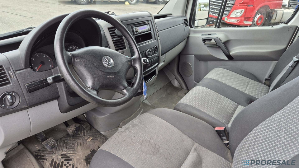 VOLKSWAGEN CRAFTER 2,0 TDi 100 kW skříňový - Малотоннажный фургон: фото 5 VOLKSWAGEN CRAFTER 2,0 TDi 100 kW skříňový - Малотоннажный фургон: фото 5