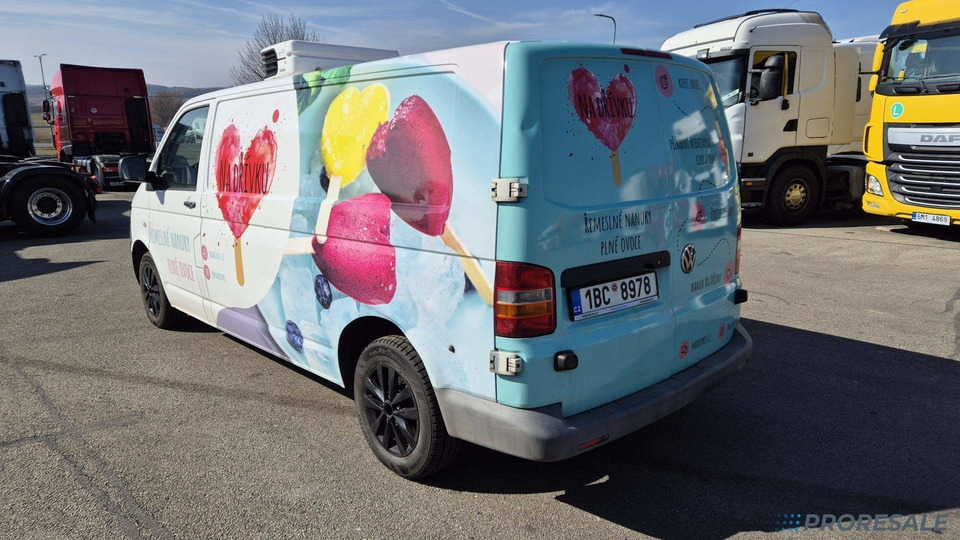 VOLKSWAGEN TRANSPORTER 2.5 TDi - nová mrazírenská vestavba + CARRIER XARIOS 230/12 V - vadný motor - Малотоннажный рефрижератор: фото 4 VOLKSWAGEN TRANSPORTER 2.5 TDi - nová mrazírenská vestavba + CARRIER XARIOS 230/12 V - vadný motor - Малотоннажный рефрижератор: фото 4