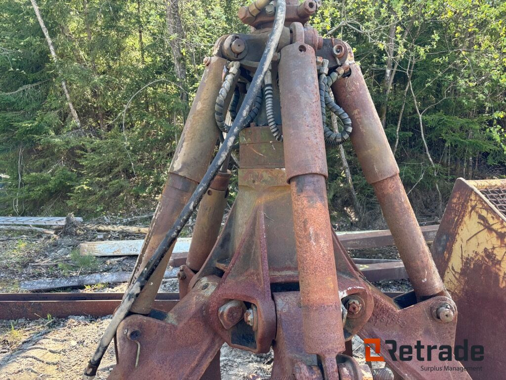 2 stk Fuchs Grabb, følger med en dele grabb også - Строительное оборудование: фото 3 2 stk Fuchs Grabb, følger med en dele grabb også - Строительное оборудование: фото 3