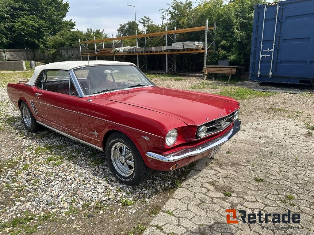 Ford Mustang Cabriolet - Легковой автомобиль: фото 4 Ford Mustang Cabriolet - Легковой автомобиль: фото 4