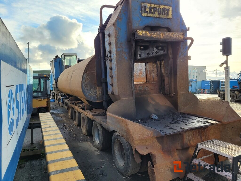 Mobil järnklipp Volvo FH16+ Lefort MOBILE 1000 T - Промышленное оборудование: фото 5 Mobil järnklipp Volvo FH16+ Lefort MOBILE 1000 T - Промышленное оборудование: фото 5