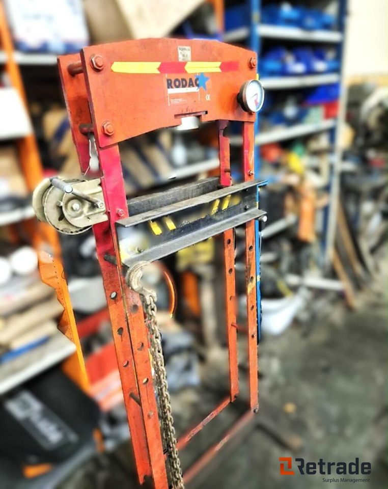 Rodac ROPPA 30 – Kraftig 30-tonns verkstedpresse - Промышленное оборудование: фото 4 Rodac ROPPA 30 – Kraftig 30-tonns verkstedpresse - Промышленное оборудование: фото 4