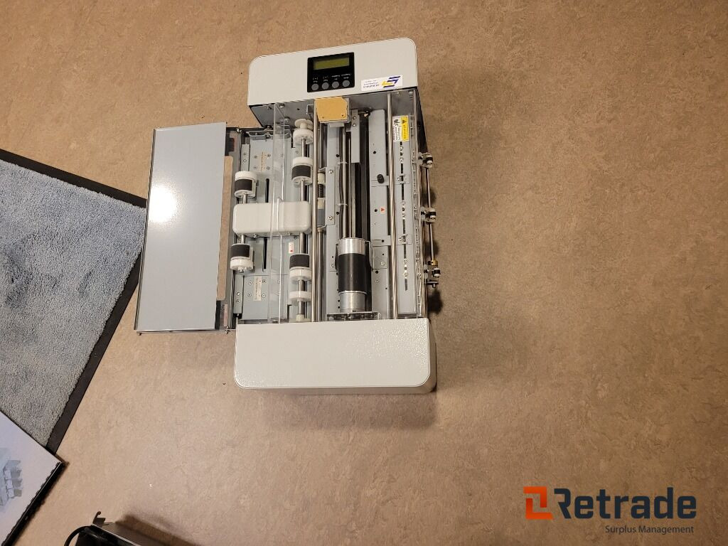 Visistkortsmaskin Card cutting maskin EASYCARD SRA3 - Промышленное оборудование: фото 3 Visistkortsmaskin Card cutting maskin EASYCARD SRA3 - Промышленное оборудование: фото 3