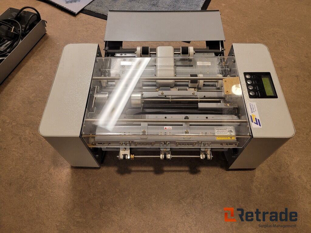 Visistkortsmaskin Card cutting maskin EASYCARD SRA3 - Промышленное оборудование: фото 2 Visistkortsmaskin Card cutting maskin EASYCARD SRA3 - Промышленное оборудование: фото 2