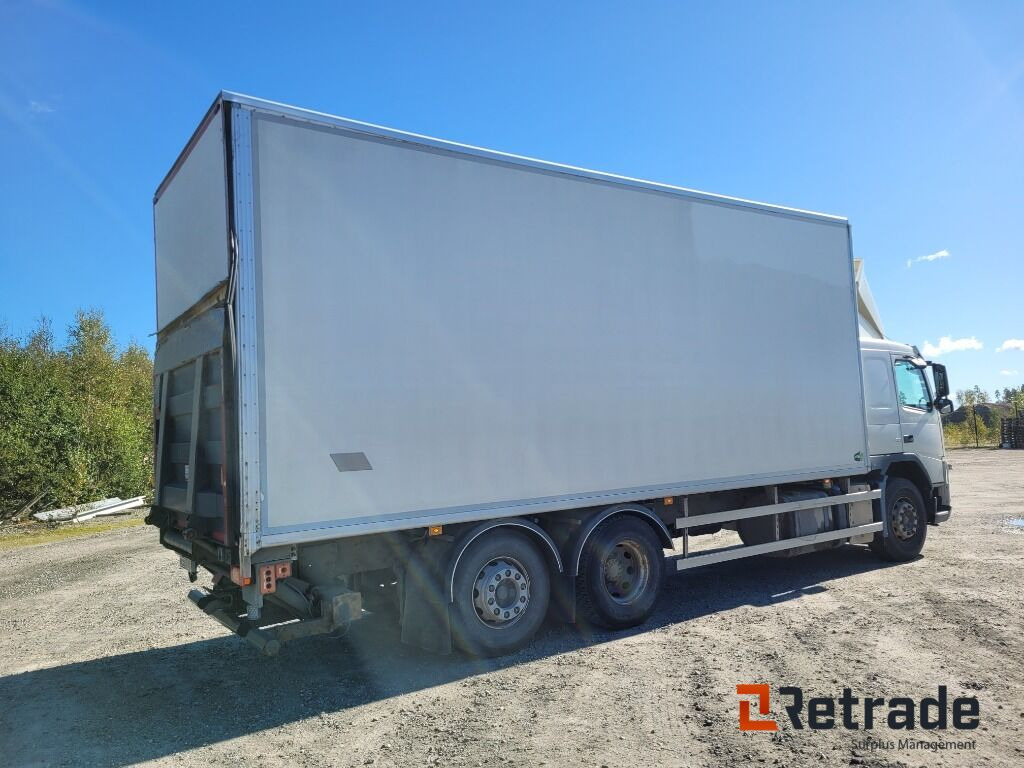 Skåpbil Volvo FM 11 6x2 Euro 5 - Грузовик с закрытым кузовом: фото 3 Skåpbil Volvo FM 11 6x2 Euro 5 - Грузовик с закрытым кузовом: фото 3