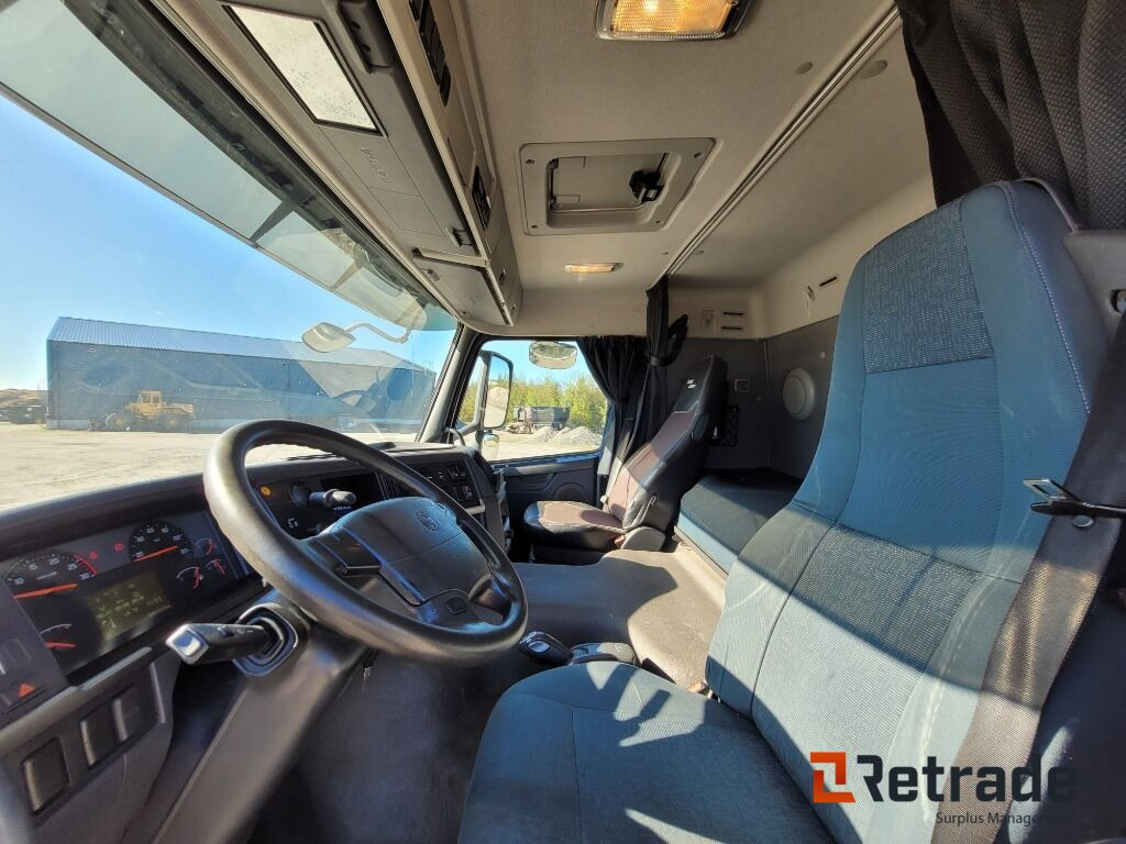 Skåpbil Volvo FM 11 6x2 Euro 5 - Грузовик с закрытым кузовом: фото 5 Skåpbil Volvo FM 11 6x2 Euro 5 - Грузовик с закрытым кузовом: фото 5