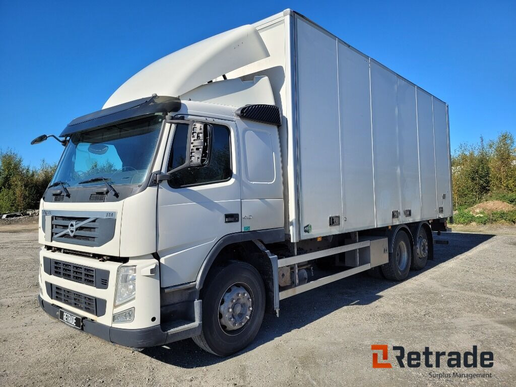 Skåpbil Volvo FM 11 6x2 Euro 5 - Грузовик с закрытым кузовом: фото 1 Skåpbil Volvo FM 11 6x2 Euro 5 - Грузовик с закрытым кузовом: фото 1