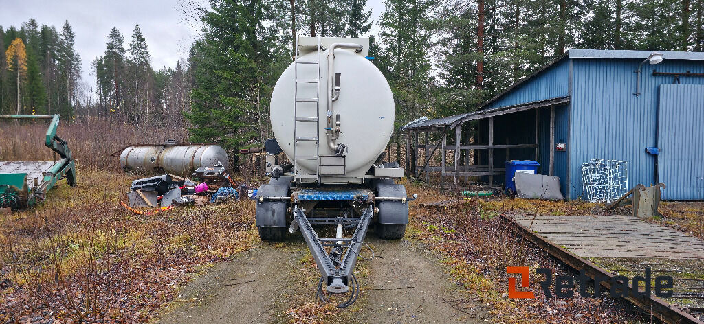 Slamsläp INTERCONSULT TFS2-28CR - Прицеп-цистерна: фото 3 Slamsläp INTERCONSULT TFS2-28CR - Прицеп-цистерна: фото 3