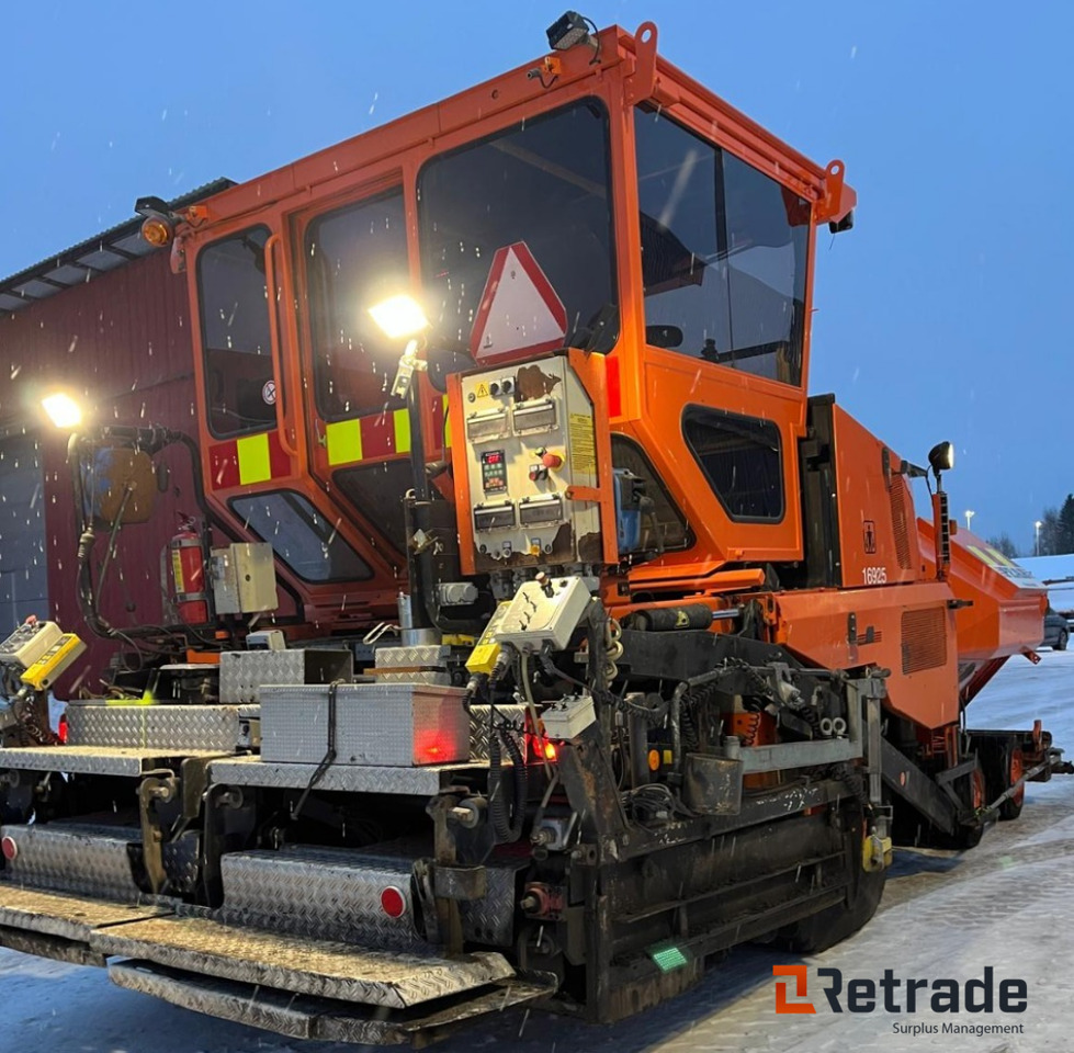 Dynapac F121-6WD - Строительная техника: фото 4 Dynapac F121-6WD - Строительная техника: фото 4