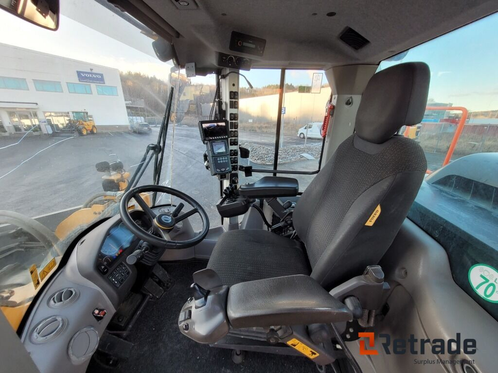 Hjullastare Volvo L 180H med skopa - Строительная техника: фото 5 Hjullastare Volvo L 180H med skopa - Строительная техника: фото 5