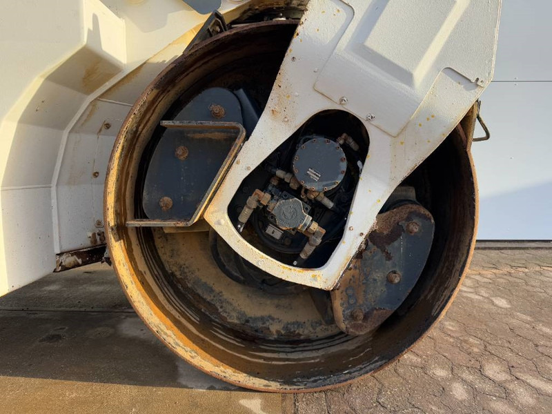 Каток Bomag BW174AD - Tandem Roller / Backup Camera: фото 17 Каток Bomag BW174AD - Tandem Roller / Backup Camera: фото 17