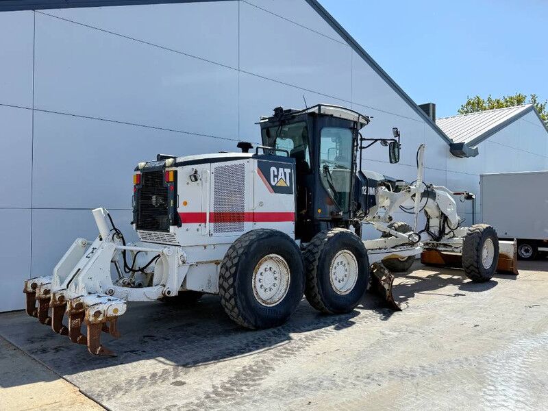 Cat 120M - CE / Front Blade + Ripper / Auto Greasing - Грейдер: фото 4 Cat 120M - CE / Front Blade + Ripper / Auto Greasing - Грейдер: фото 4