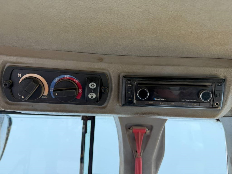 Колёсный погрузчик Cat 938K - German Machine / Automatic Greasing: фото 13