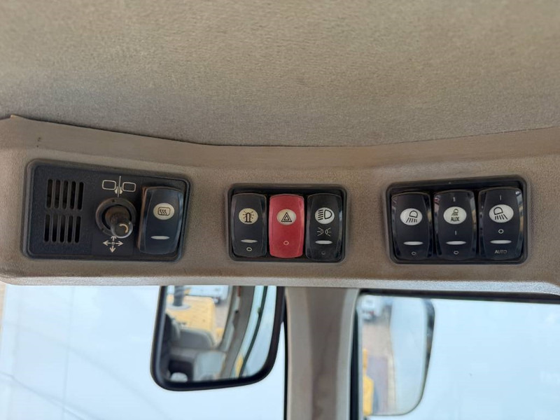 Колёсный погрузчик Cat 938K - German Machine / Automatic Greasing: фото 12