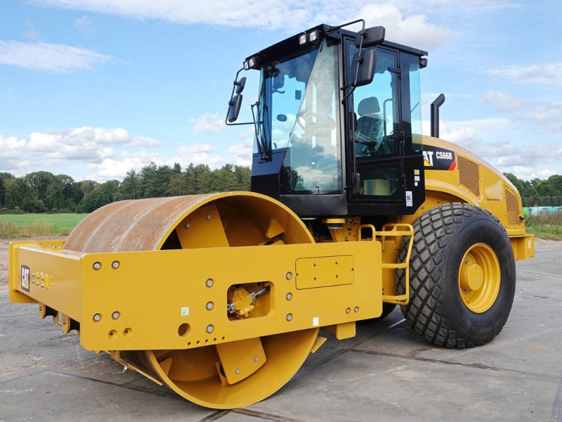 Cat CS66B - CE Certified / Low Hours - Каток: фото 2 Cat CS66B - CE Certified / Low Hours - Каток: фото 2