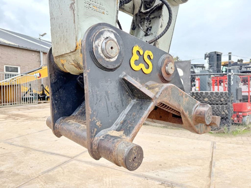 Гусеничный экскаватор Liebherr R926WLC - Dutch Machine / Camera / Quick Coupler: фото 11