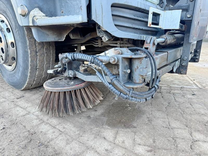 Подметально-уборочная машина MAN MAN TGS18.320 - Dutch Sweeper Truck / Kehrwagen: фото 17