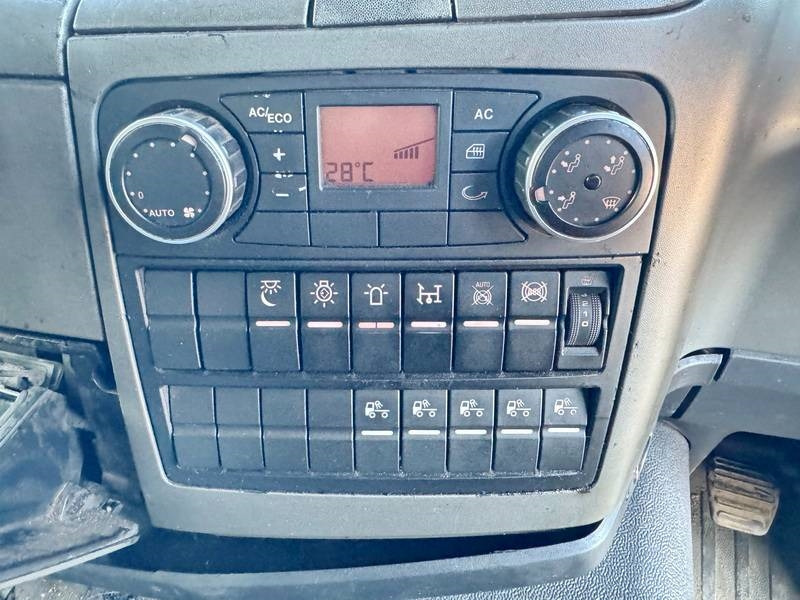 Подметально-уборочная машина MAN MAN TGS18.320 - Dutch Sweeper Truck / Kehrwagen: фото 11