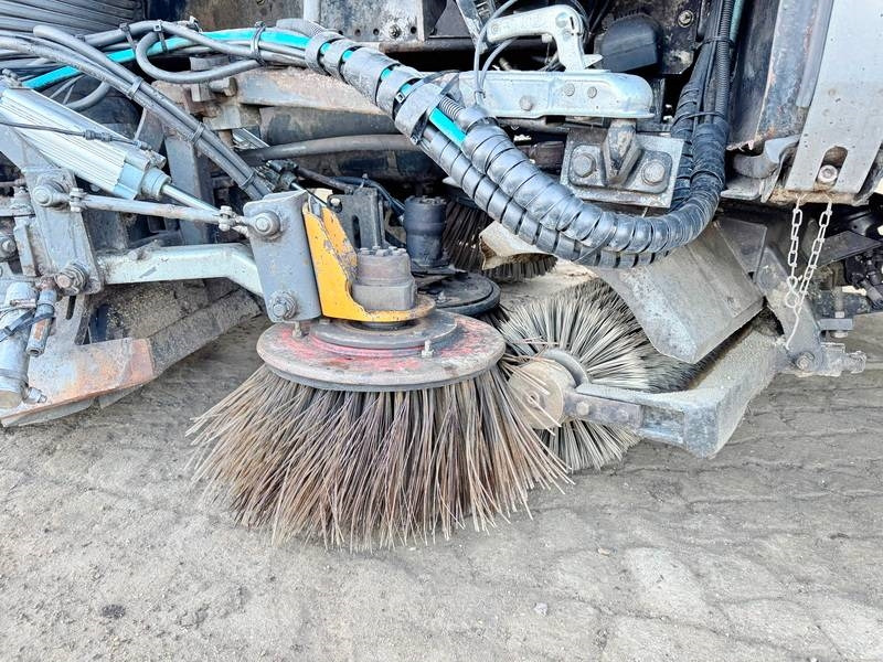 Подметально-уборочная машина MAN MAN TGS18.320 - Dutch Sweeper Truck / Kehrwagen: фото 20