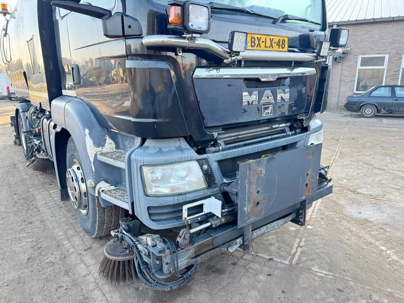 Подметально-уборочная машина MAN MAN TGS18.320 - Dutch Sweeper Truck / Kehrwagen: фото 13