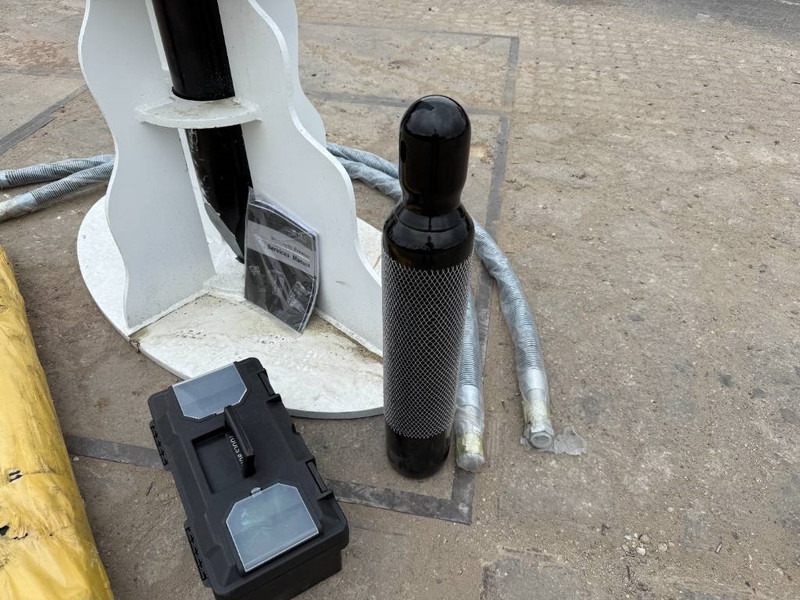 Гидромолот для Строительной техники Maxx 3500 hammer / 40-60 Ton / Hydraulic Breaker /: фото 9 Гидромолот для Строительной техники Maxx 3500 hammer / 40-60 Ton / Hydraulic Breaker /: фото 9