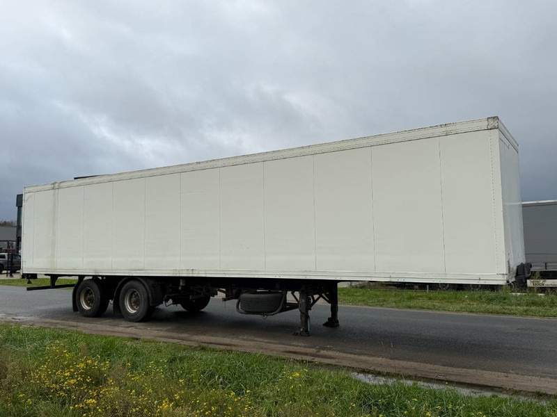 Schmitz Cargobull SKO 20 - Automatic Greasing / Forced Steering - Полуприцеп-фургон: фото 4 Schmitz Cargobull SKO 20 - Automatic Greasing / Forced Steering - Полуприцеп-фургон: фото 4