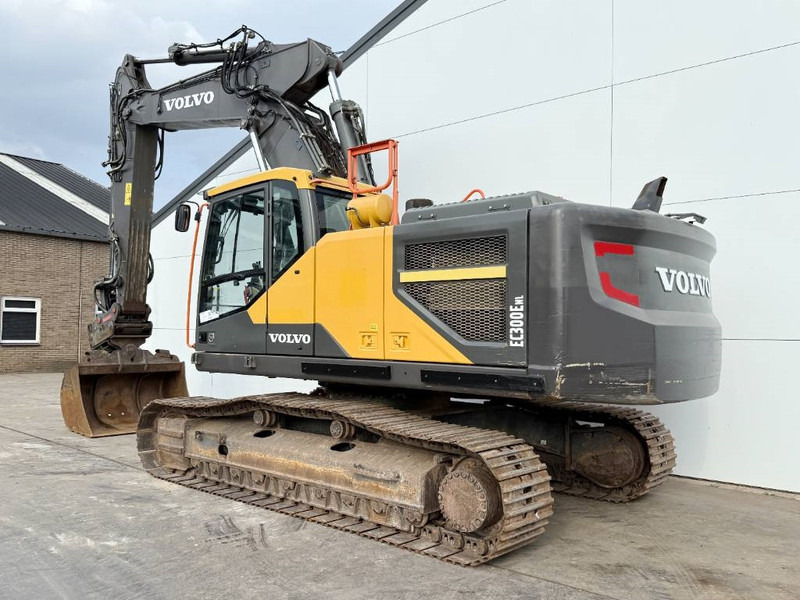 Volvo EC300ENL - Oilquick / Triple Boom / Tilting Bucket - Гусеничный экскаватор: фото 3 Volvo EC300ENL - Oilquick / Triple Boom / Tilting Bucket - Гусеничный экскаватор: фото 3